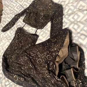 Gorgeous event/Prom gown. Two Piece, Long Sleeve, Gold Sequin